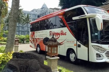 cara membandingkan harga sewa bus